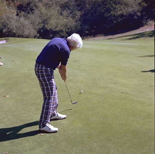 Proper putting stance and alignment
